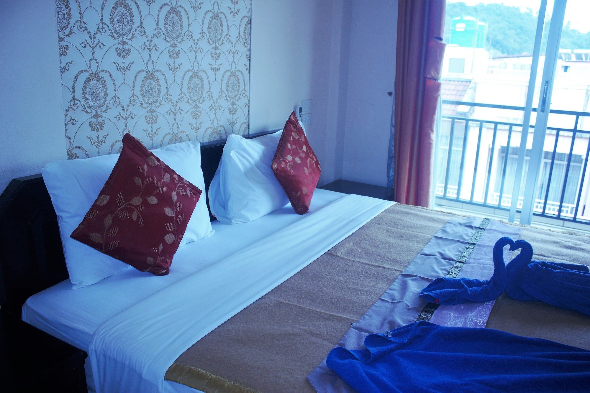 Ramaz Hotel Patong ภายนอก รูปภาพ