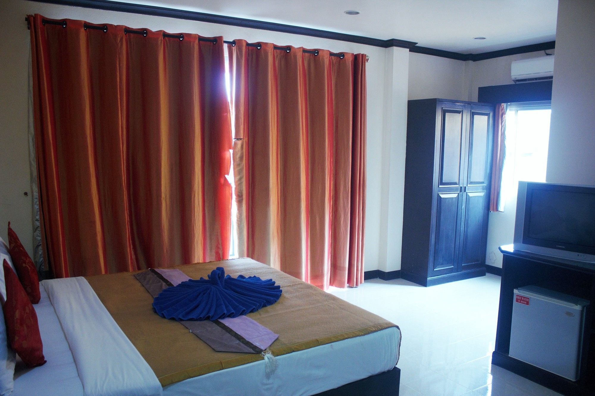 Ramaz Hotel Patong ภายนอก รูปภาพ